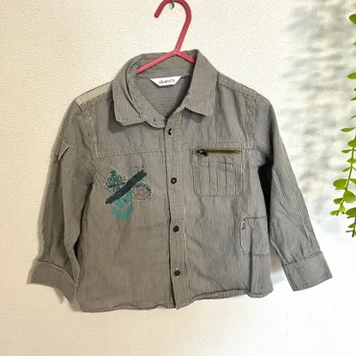 Très jolie chemise à longue manche pour bébé garçon 